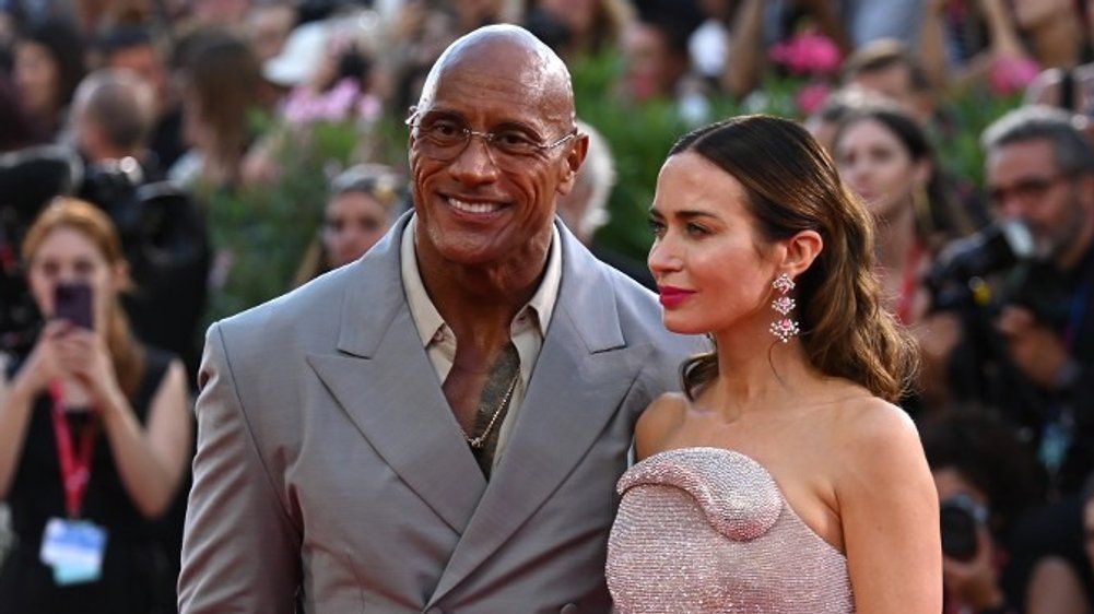 Emily Blunt steals the show with her dress in Venice
