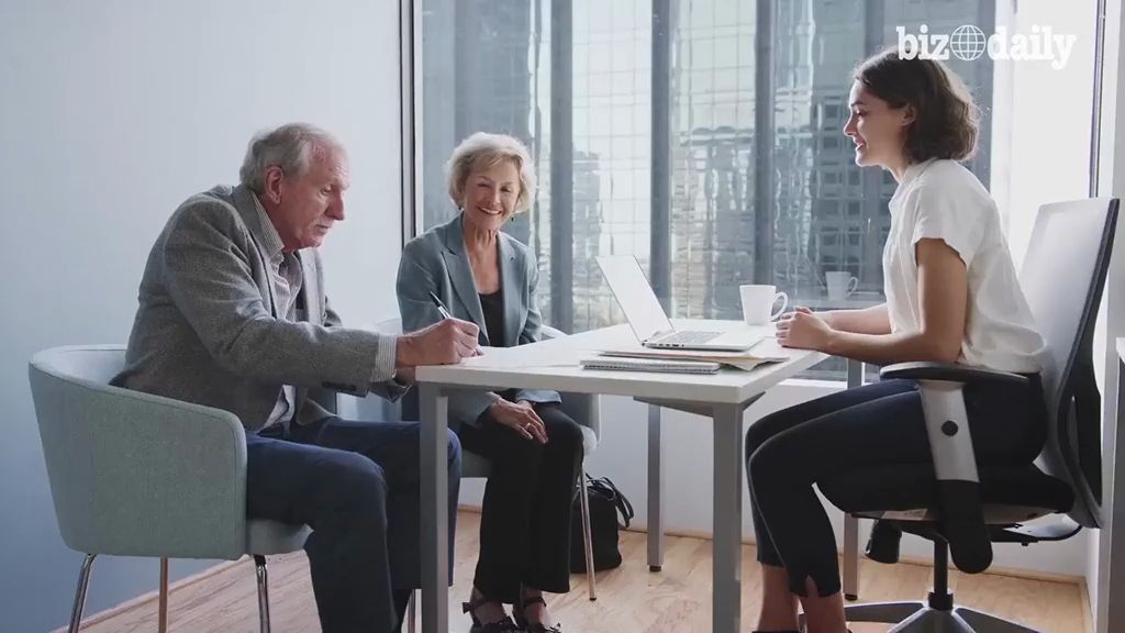 Video: Renten-Schock: Warum wir bald alle bis 70 arbeiten müssten – und was jetzt passieren muss