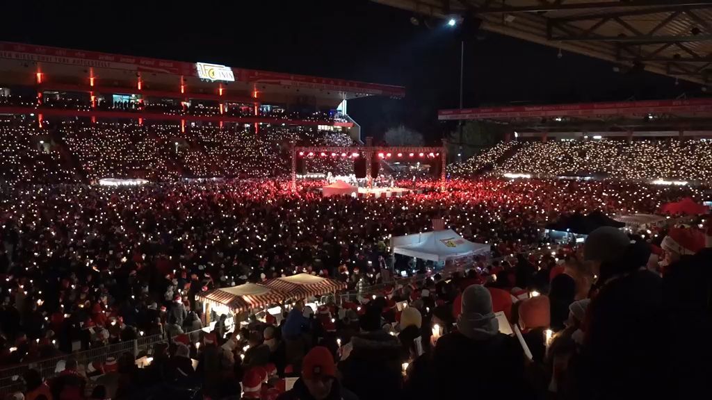 28 500 Union-Fans stimmen sich auf Weihnachten ein