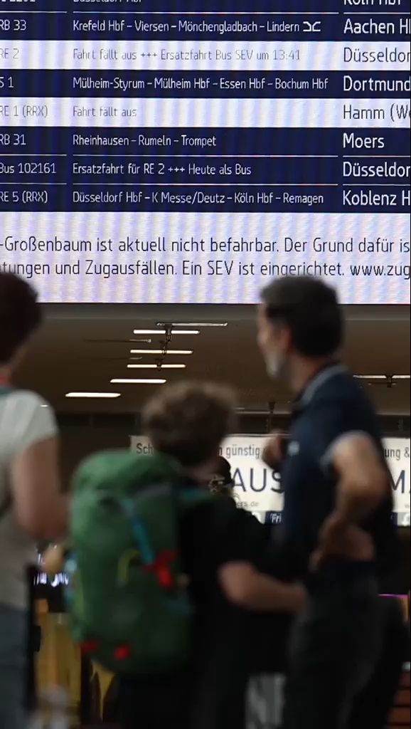 Ärger für Pendler in NRW: Massive Behinderungen nach Kabelbrand