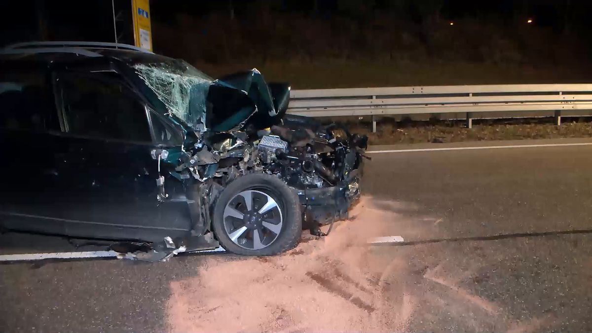 Video: Mehrere Fahrzeuge beteiligt: Unfall auf B39 bei Hockenheim