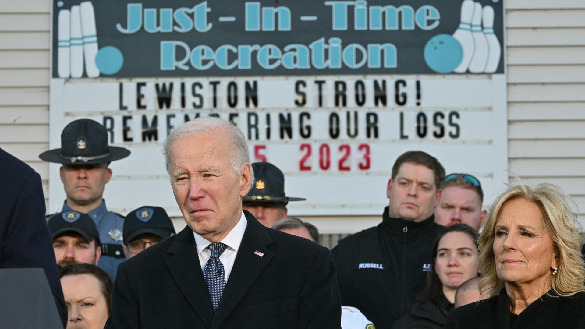 Nach Amoklauf mit 18 Toten: Biden besucht Lewiston