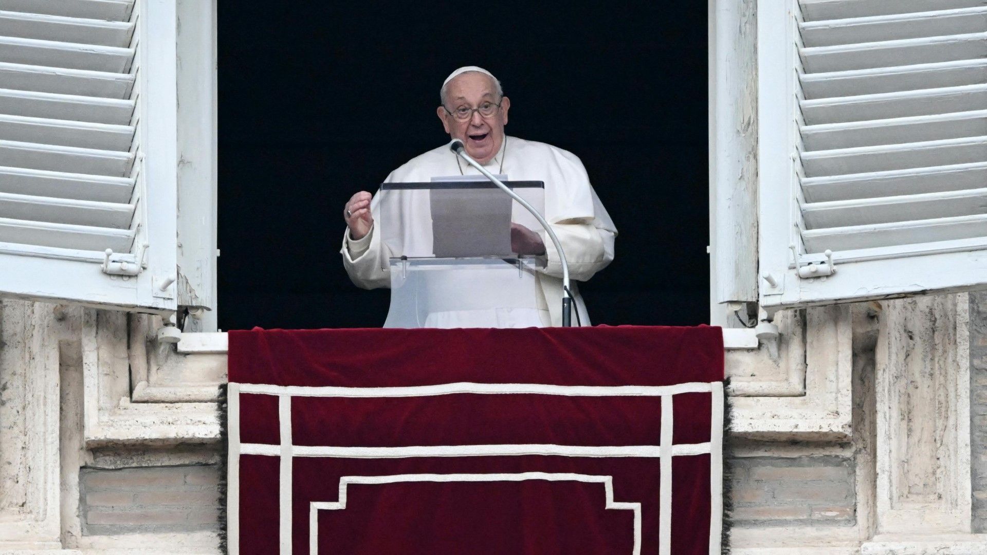 Papst Franziskus: "Lasst uns für den Frieden beten"