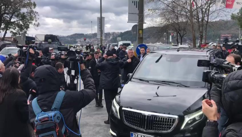 Istanbul's mayor arrives at the scene of church attack
