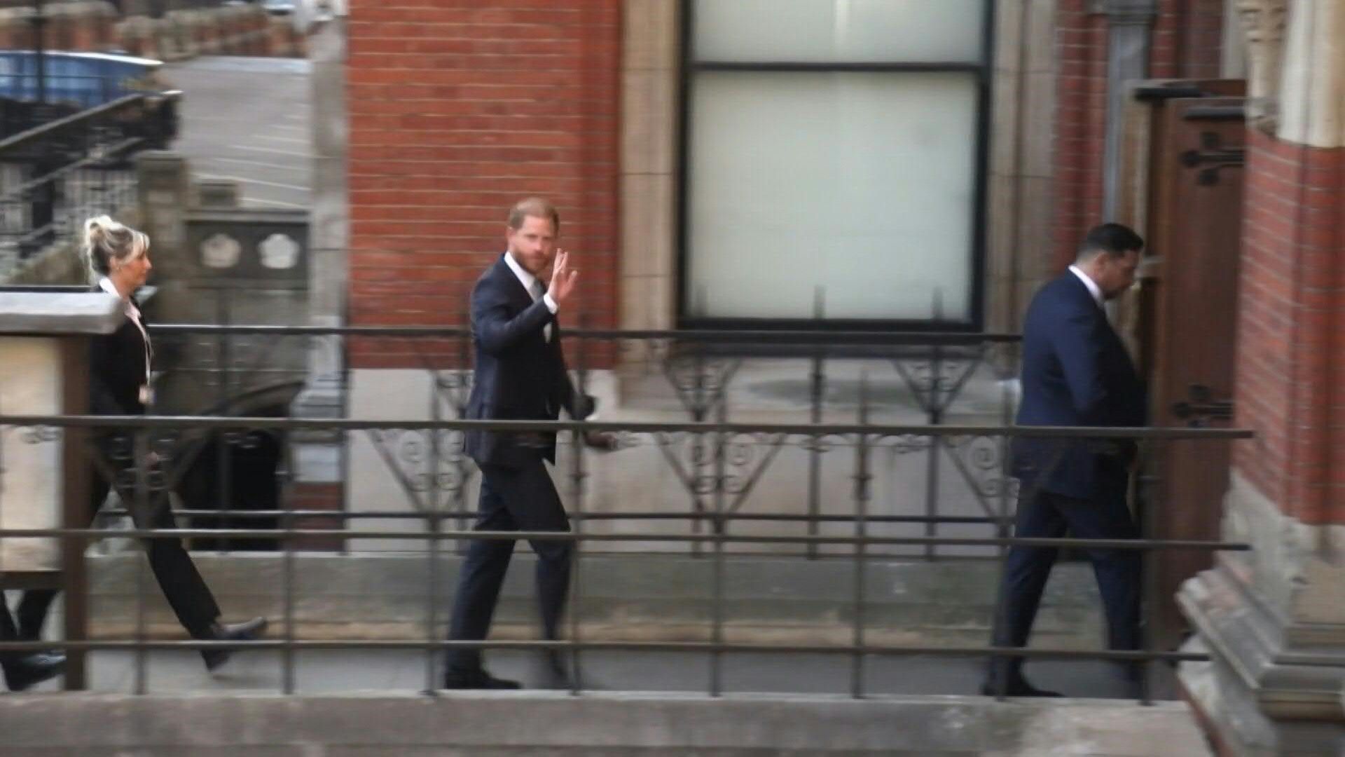 Prince Harry arrives at court to challenge UK security downgrade