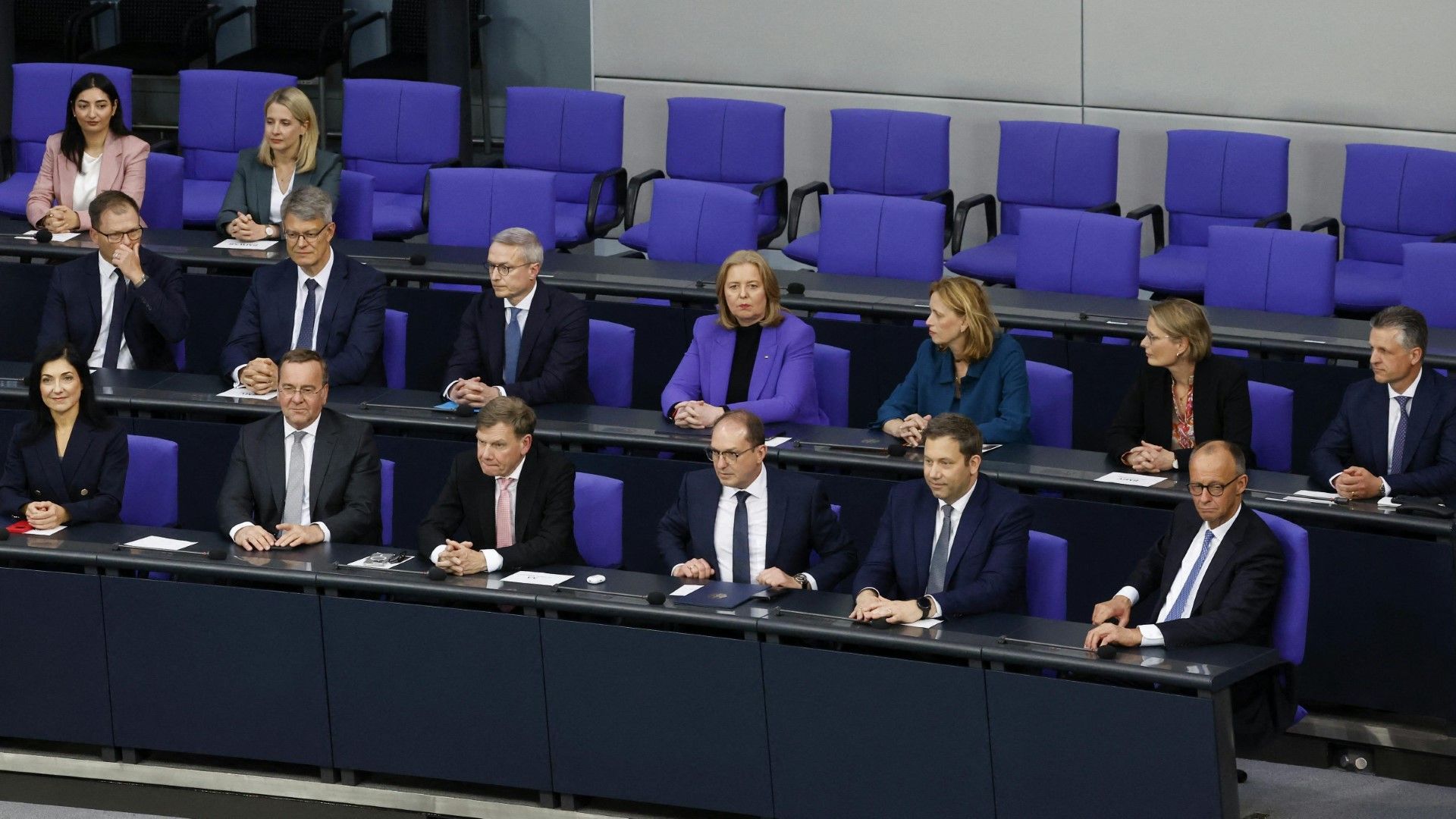 Neue Bundesregierung ist vollständig im Amt