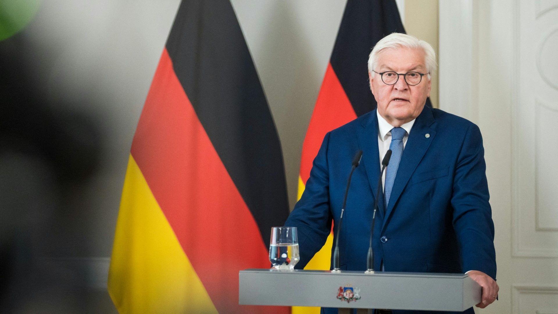 Video: Steinmeier hält Koalition nach Richterstreit für "beschädigt"