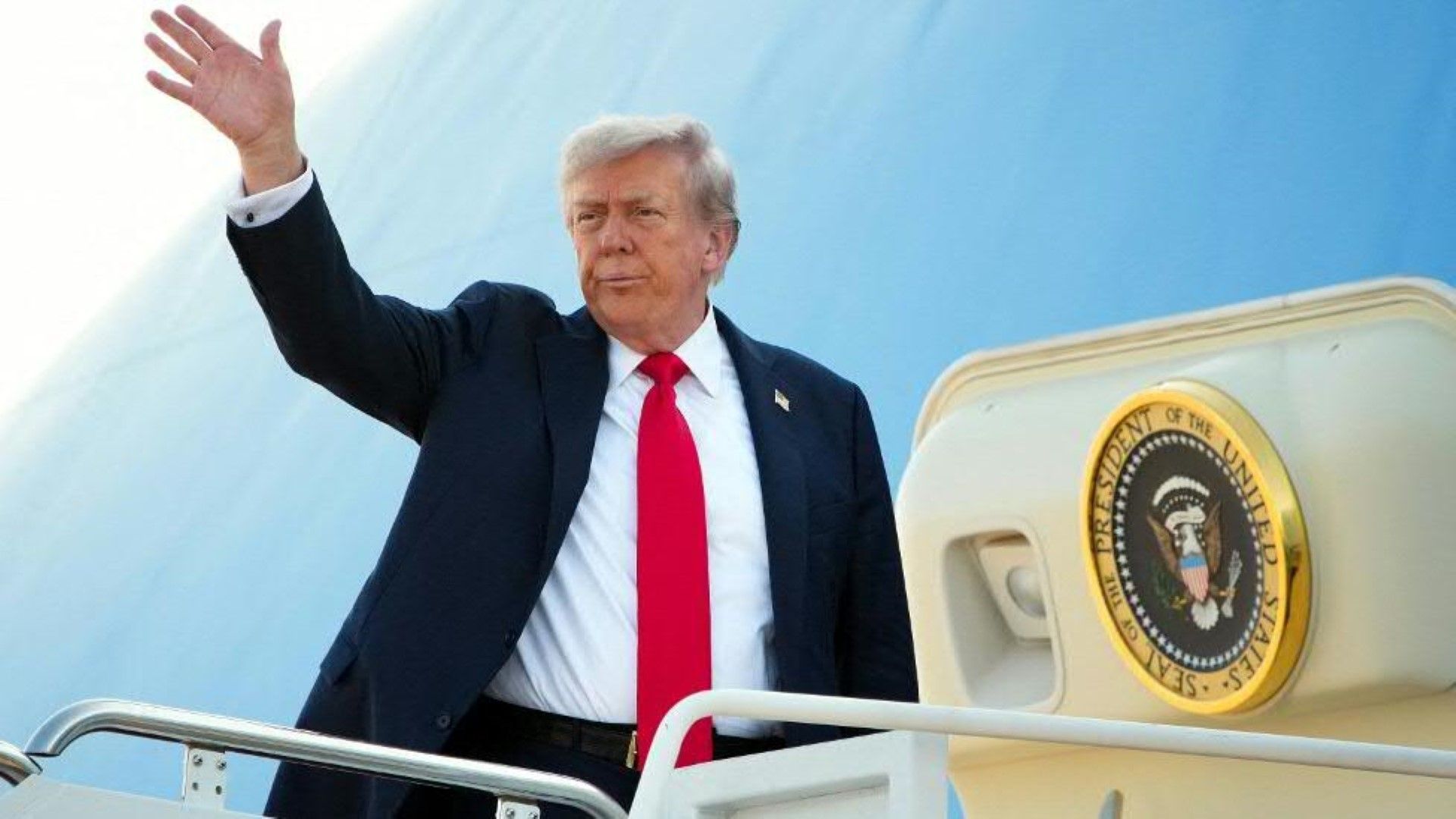 Trump unterwegs zu Putin-Treffen nach Alaska