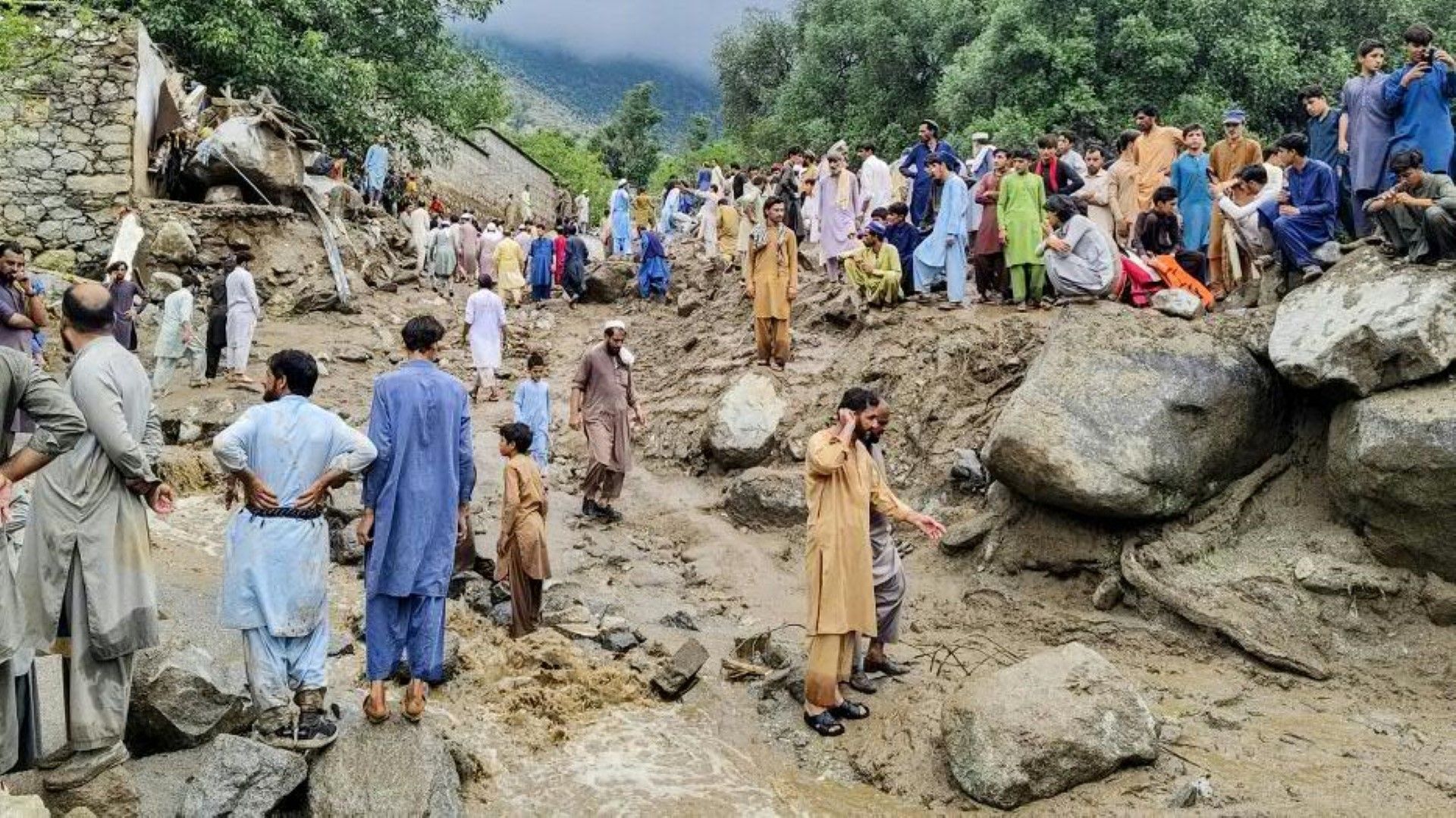 Mindestens 220 Tote nach starkem Regen in Indien und Pakistan