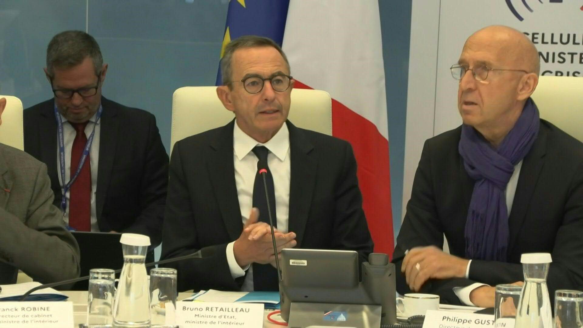 French Interior Minister chairs crisis meeting as nationwide strike unfolds