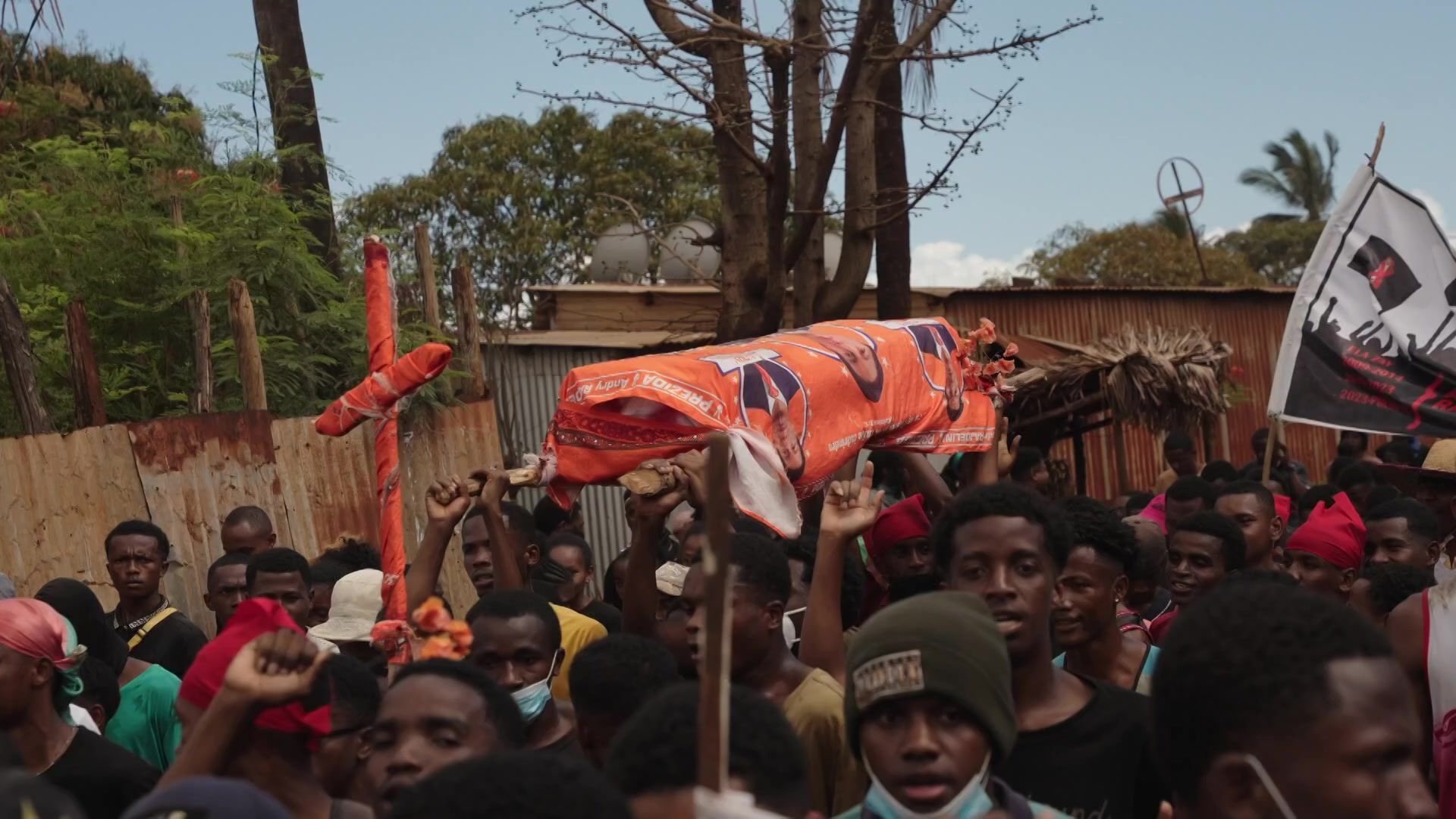 Video: Protesters in northern Madagascar join movement against Rajoelina government