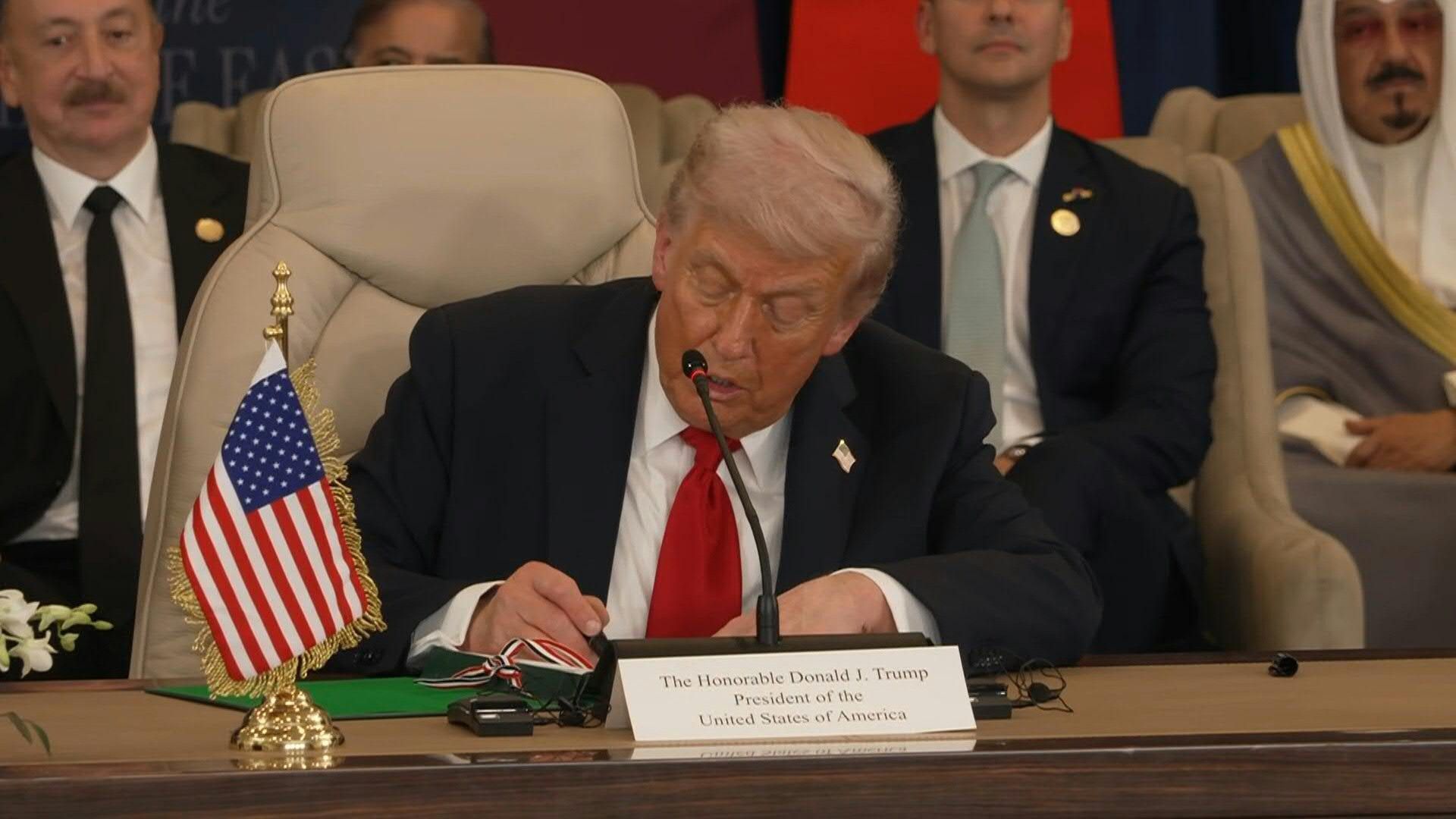 Video: US, Egypt, Qatar, Turkey sign Gaza declaration