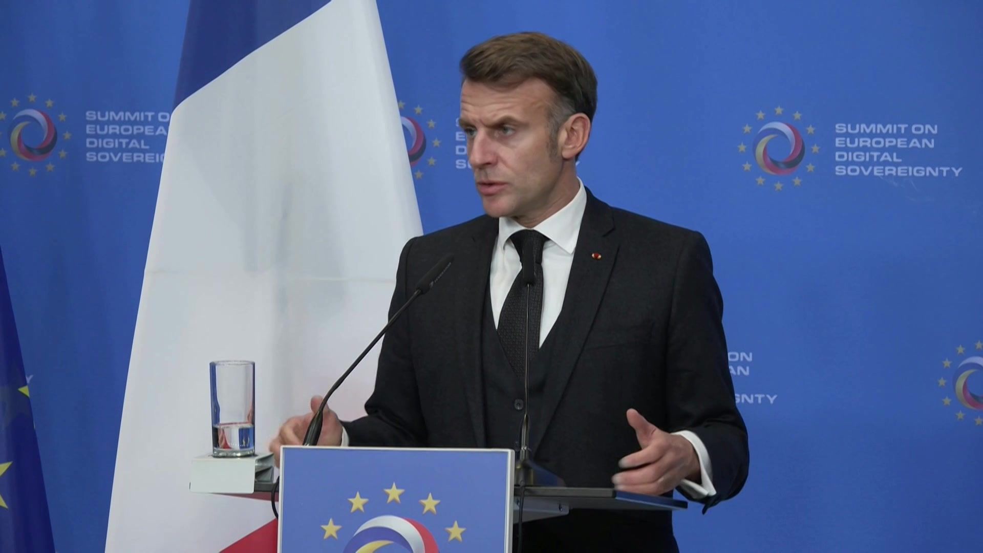 Macron 'available' for talks with Algerian president