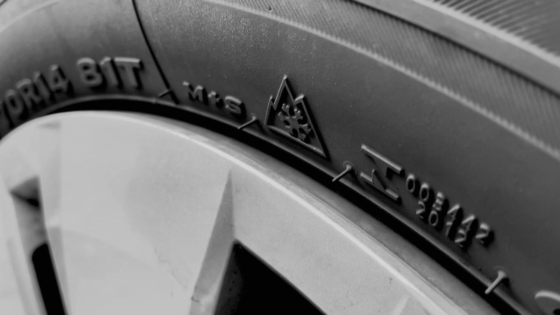 Video: Winterreifen: An Werkstatttermin für Reifenwechsel denken