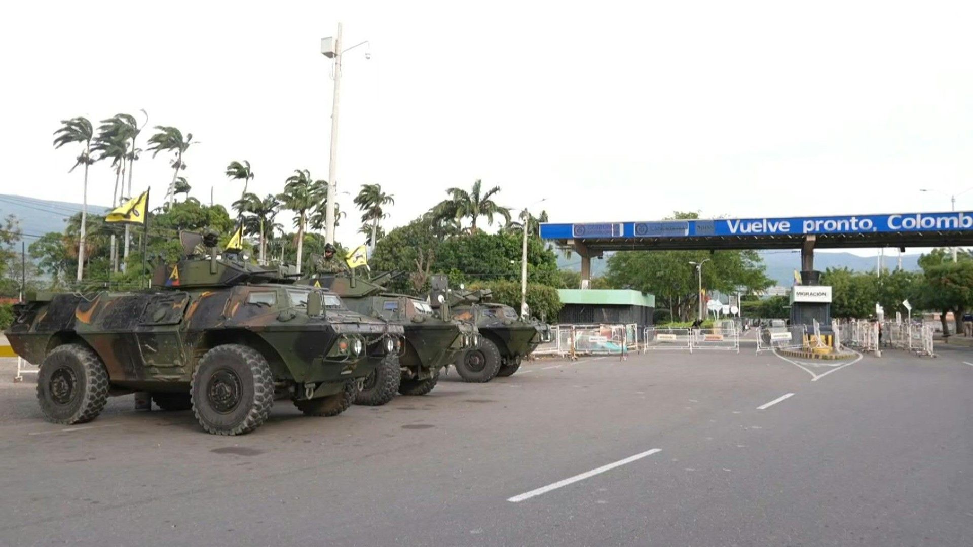 Military-forces-and-traffic-at-the-Colombia-Venezuela-border-in-Cucuta-after-Maduro-s-capture
