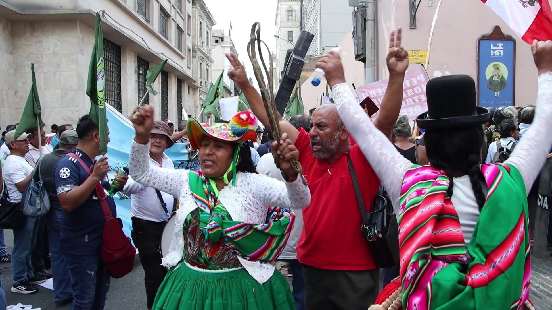 Video: Celebrations outside Peru's Congress after decision to impeach interim president Jose Jeri