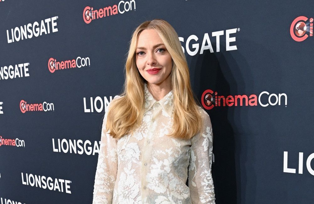 Amanda Seyfrieds Gesang in ‚The Testament of Ann Lee‘ war ’stressig‘