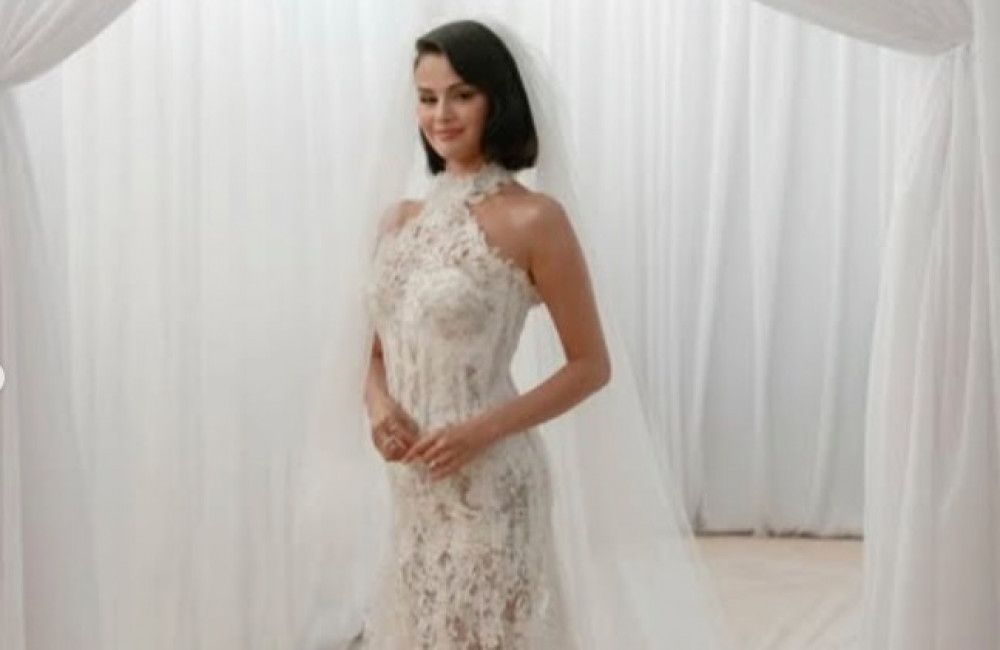Selena Gomez: Sie musste ’schlau vorgehen‘, um Hochzeitskleid geheim zu halten