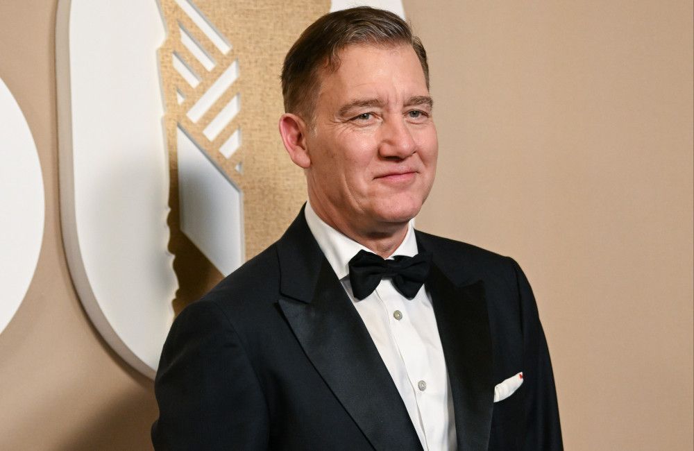 Clive Owen thinks actors should not chase top roles to get their big break