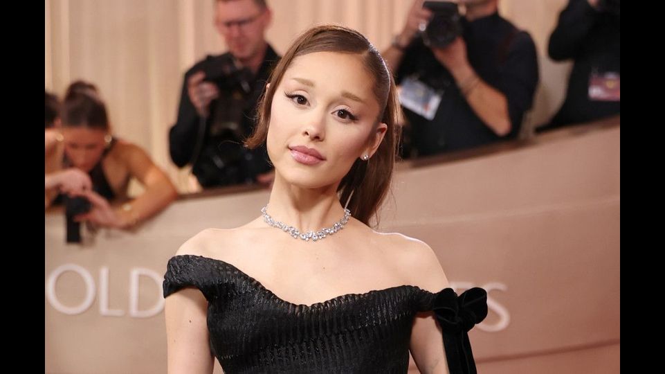 Ariana Grande akzeptiert, dass eine Karrierepause ‚wahrscheinlich gesund‘ wäre