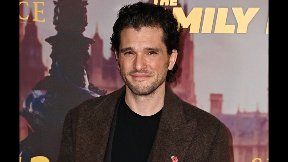 Kit Harington: ‚Großes Glück‘, mit Rose Leslie verheiratet zu sein