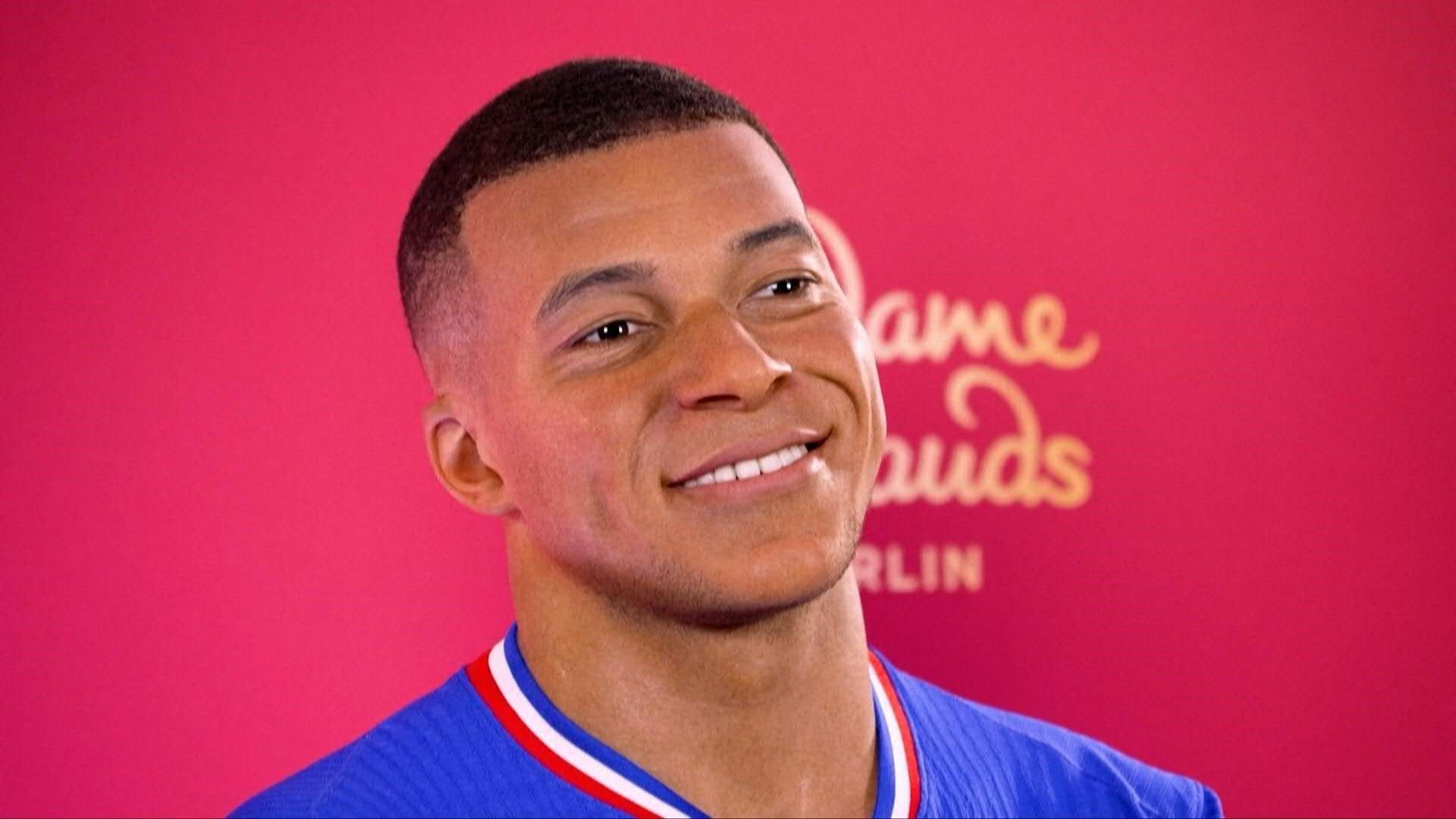 Für Madame Tussauds Berlin: Mbappé enthüllt eigene Wachsfigur