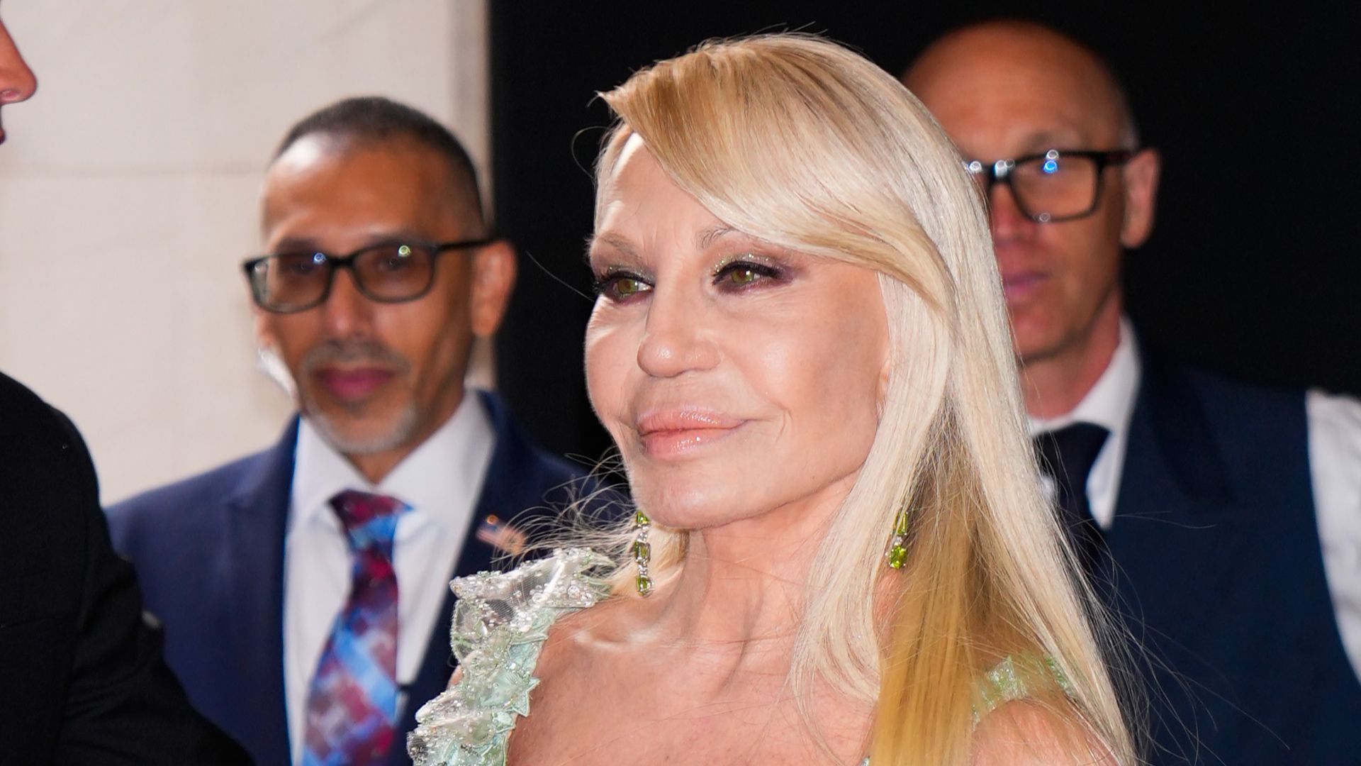 Donatella Versace: So hat sich ihr Look verändert