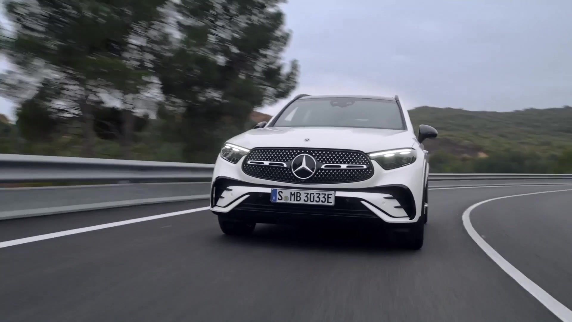 Verkaufsstart Für Den Neuen Mercedes-Benz GLC - Neuauflage Des ...