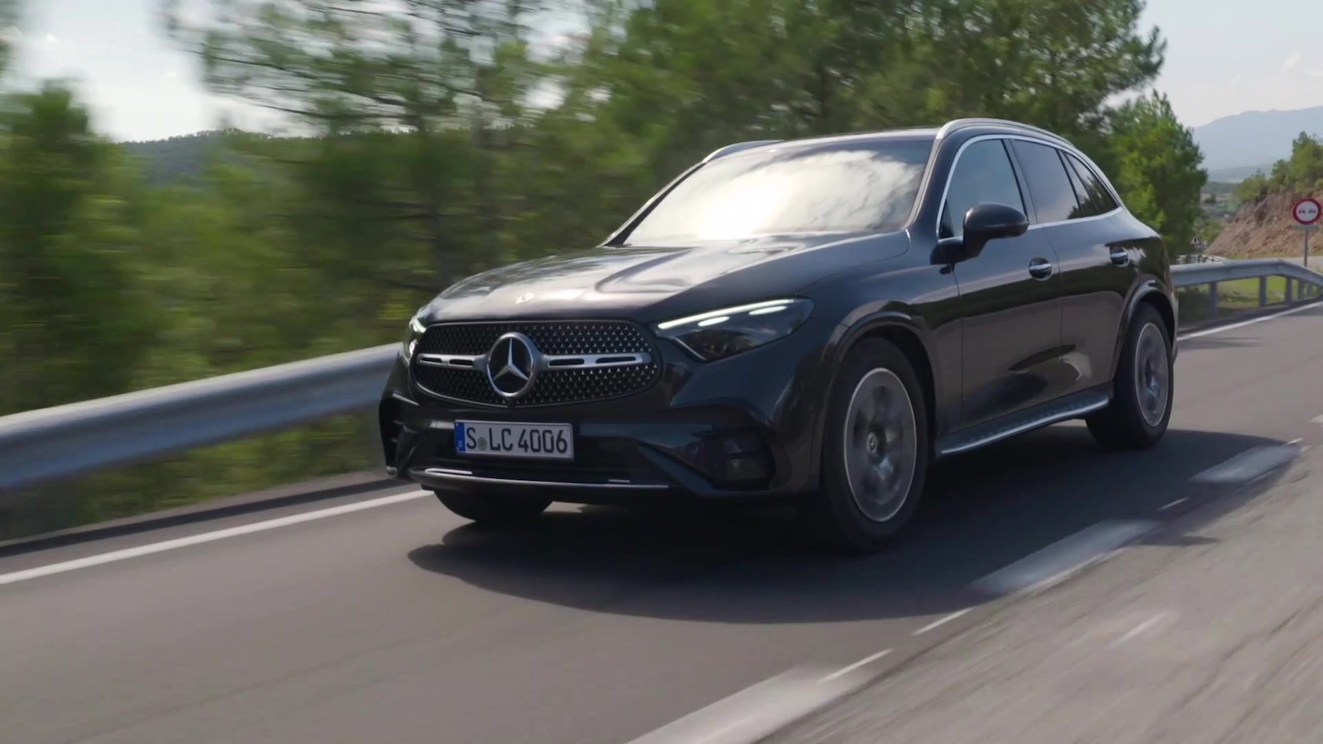 Der Neue Mercedes Benz Glc Das Dynamischste Fahrzeug In Der Erfolgreichen Suv Familie Von