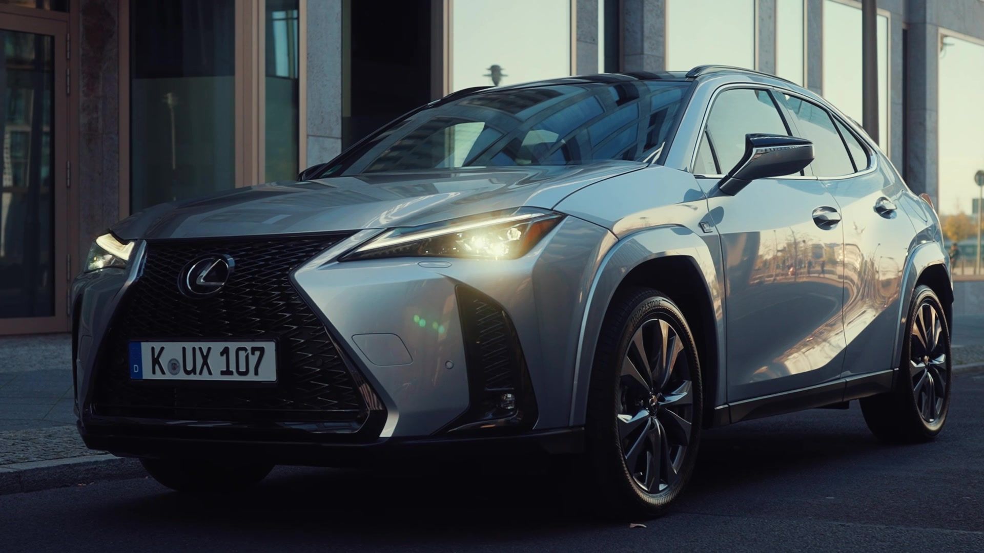 The new Lexus UX - Compact crossover comprehensively upgraded