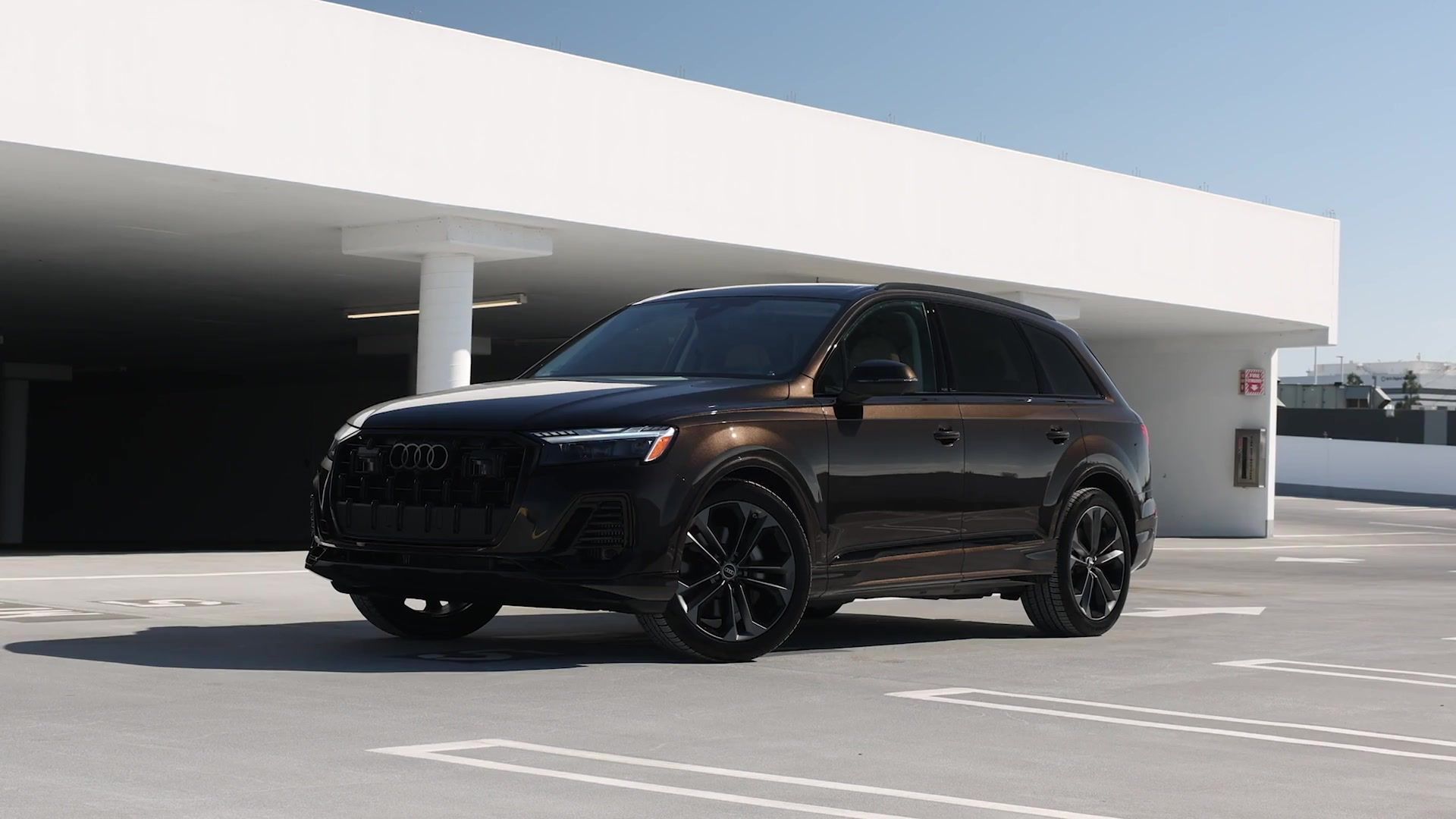 2025 Audi Q7 Design Preview in Tamarind Brown