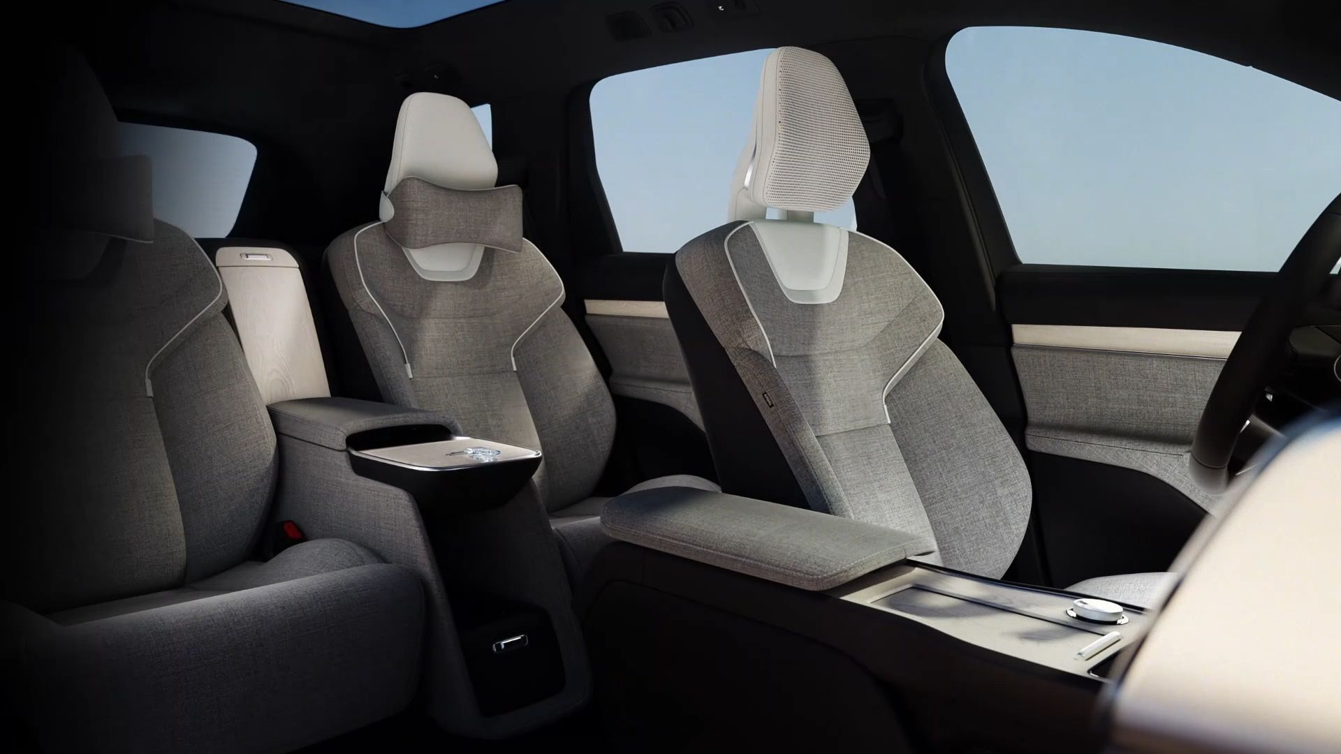Traveling with Ultimate Comfort - Volvo EX90 Excellence Unveiled in Shanghai
