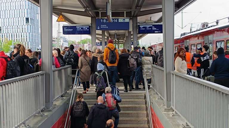 Chaos in München: S-Bahn-Verkehr wegen Reparatur gestört