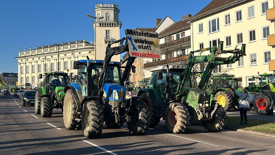 Anti Ampel Aufkleber Bauernstreik Warnstreik in Hessen - Kassel