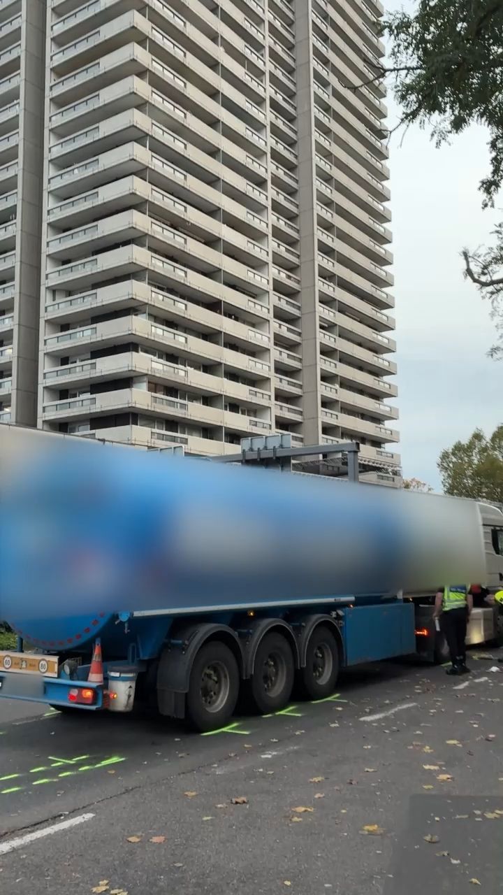 Video: Heftiger Unfall in Köln