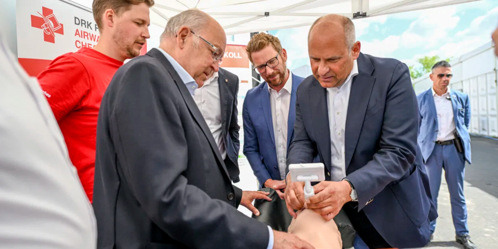 Video: "Sehr beeindruckend!" - Hessens Sicherheitsminister Poseck auf der RETTmobil