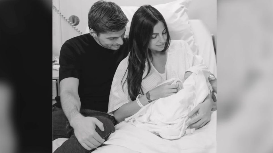 Formel 1: Erste Tochter! Max Verstappen im Baby-Glück