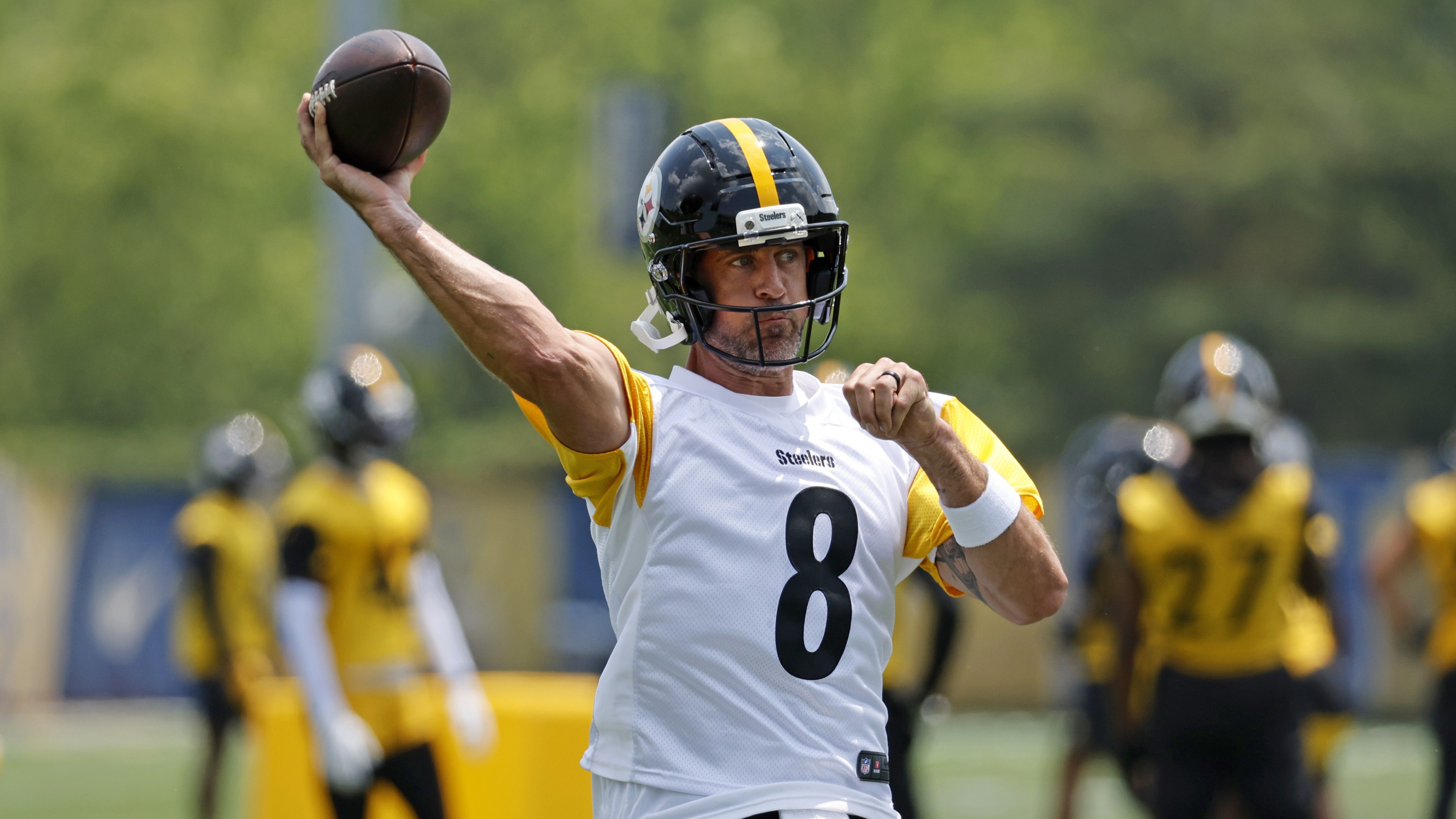NFL: Aaron Rodgers in Action for the First Time - Steelers Dream Duo Impresses