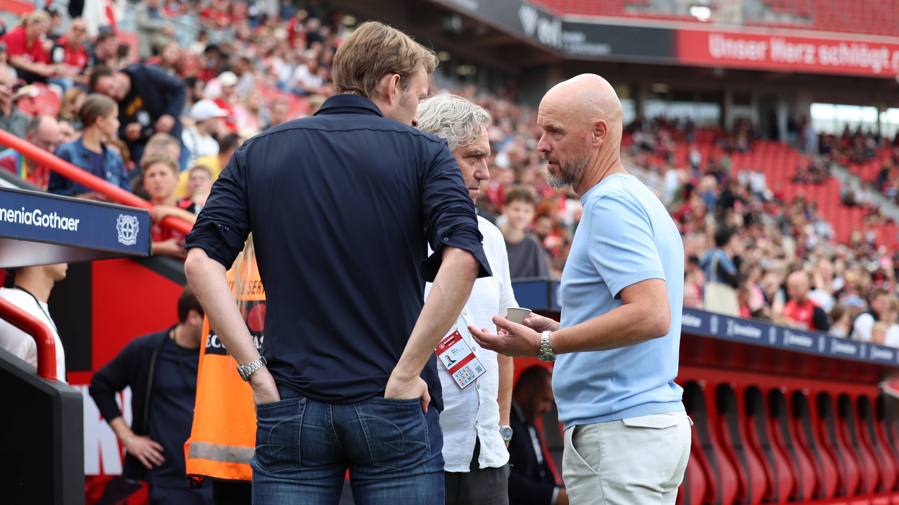 Erik ten Hag entlassen! Leverkusen als „Clownsverein“ in der Kritik