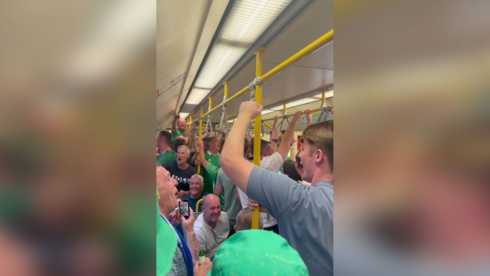 DFB: Nordirland-Fans feiern wilde Party in Köln