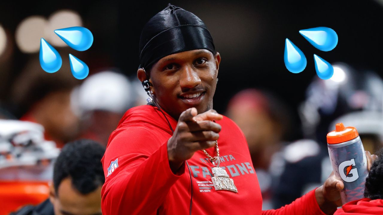 NFL: Sogar beim Duschen! Michael Penix Jr. immer mit Kopftuch