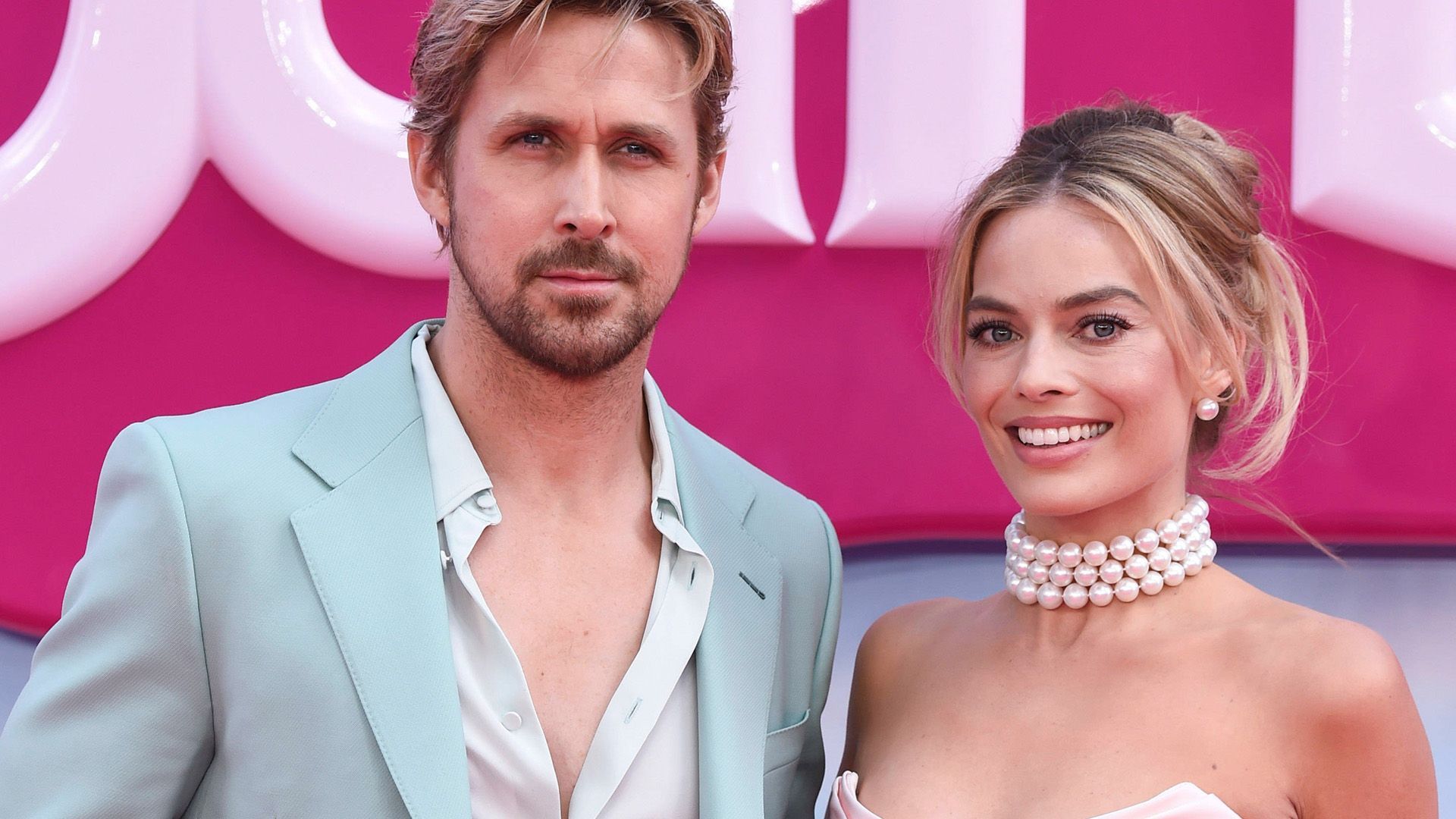 Video: So viel mehr wollen Margot Robbie und Ryan Gosling für „Barbie 2“