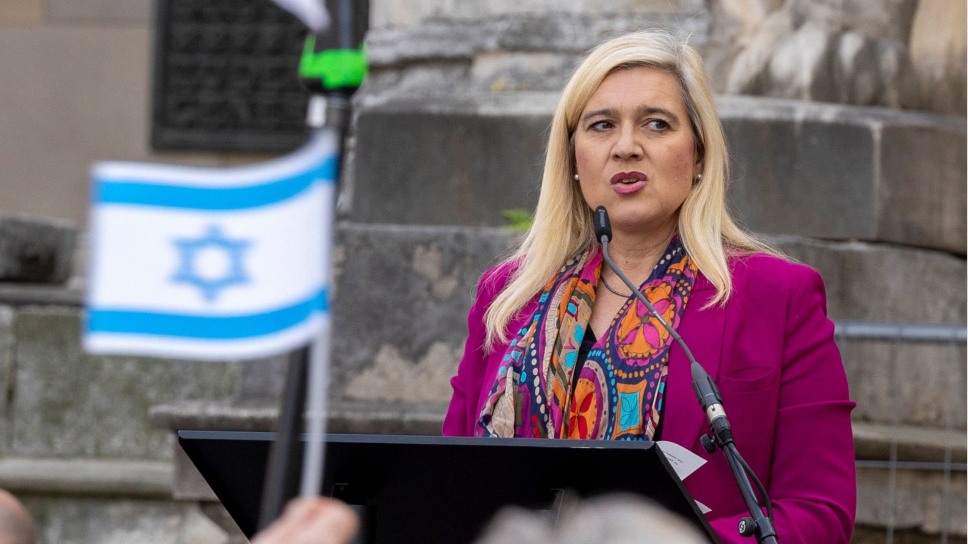 Söder wirft Huml raus - Beißwenger wird Minister, Gerlach Gesundheit