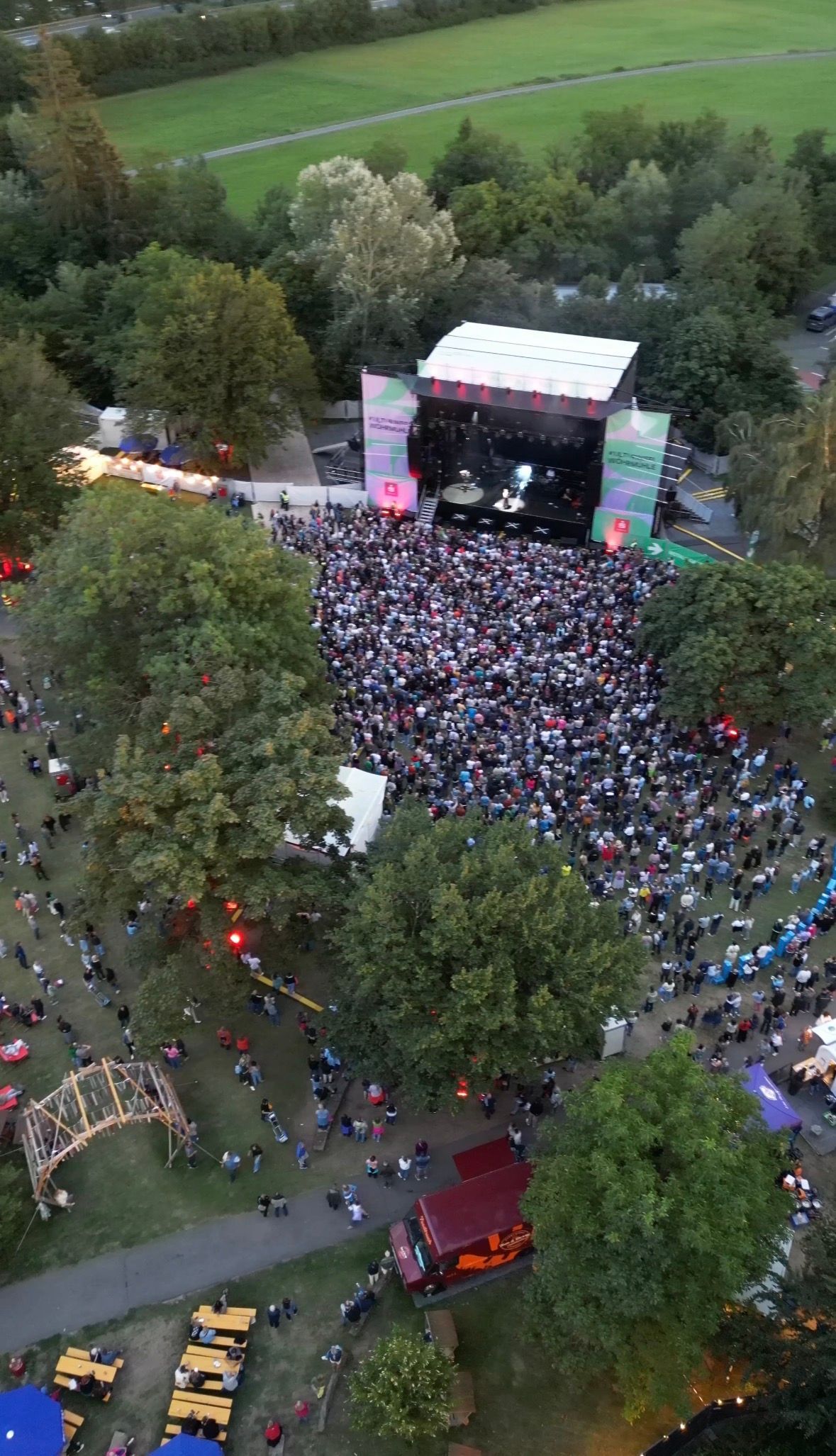Video: Konzert-Reigen 2026 auf der Erlanger Wöhrmühlinsel