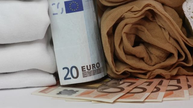 Video: Bargeld-Empfehlung: So viel sollten Sie jetzt unbedingt zu Hause haben