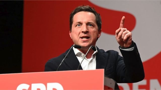 Video: Nach der Katastrophen-Wahl macht die SPD genau das Falsche