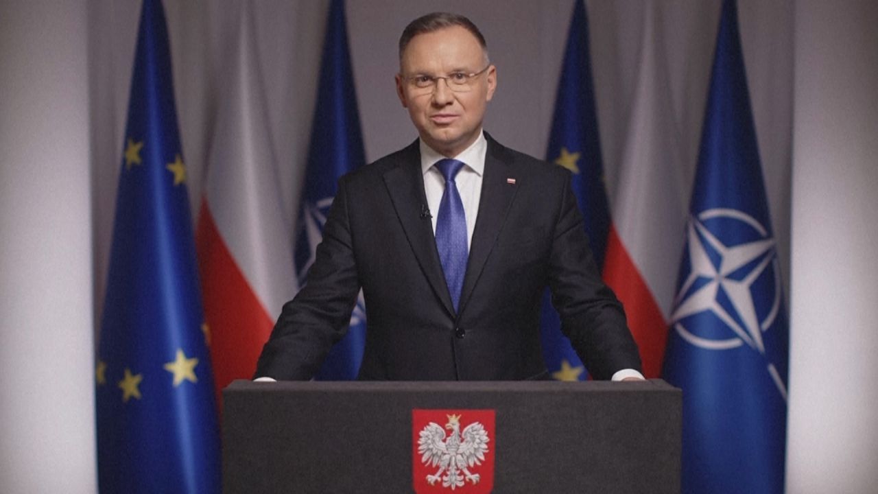 Trotz fehlender Mehrheit: Polens Präsident beauftragt PiS mit Regierungsbildung
