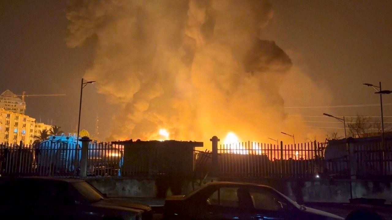 Gewaltige Explosion an Ölterminal: Mindestens acht Tote in Guineas Hauptstadt