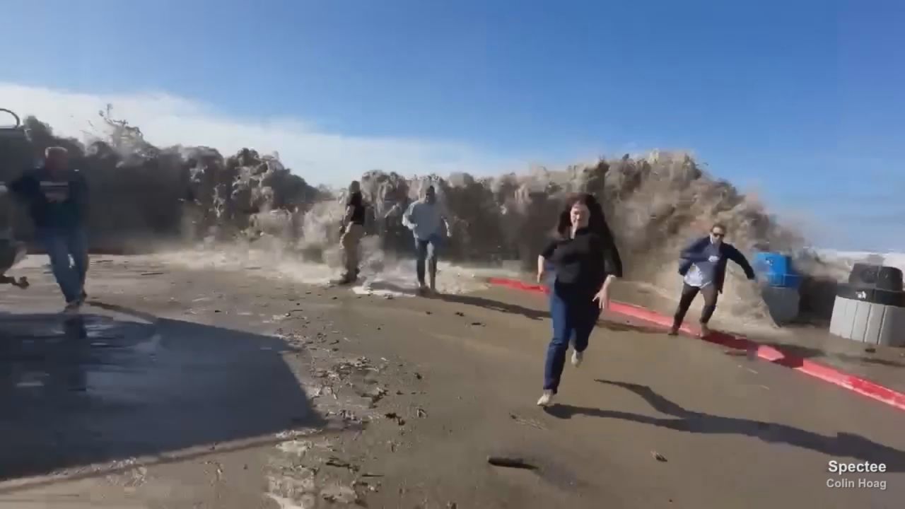 Hochwasseralarm in Südkalifornien: Gebiete von schweren Überschwemmungen betroffen