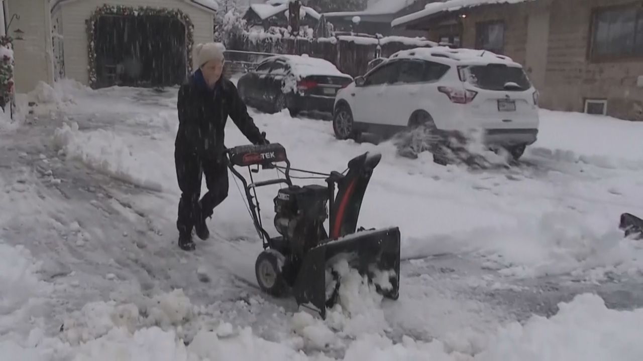 Schneechaos in Pennsylvania: Schulschließungen und Probleme im Verkehr